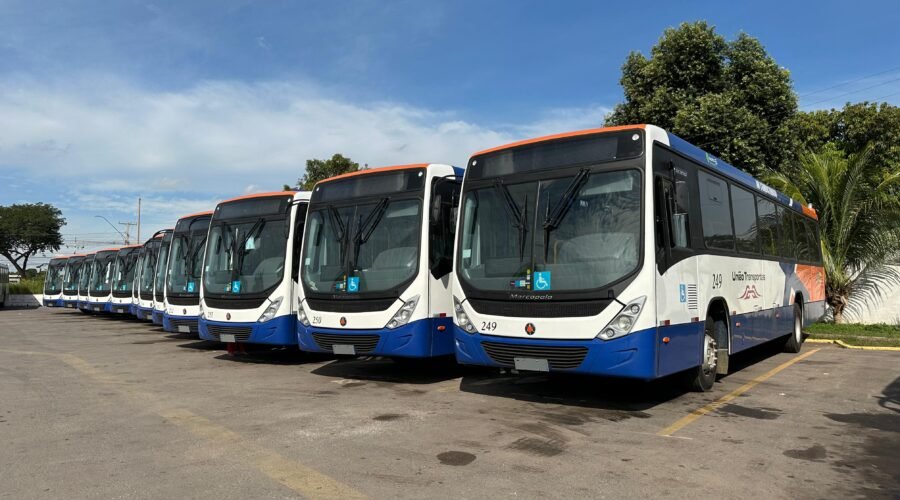 VG recebe mais 14 ônibus para reduzir lotação no transporte coletivo