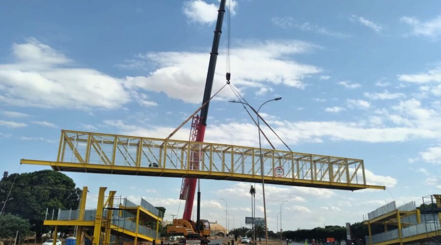Implantação de nova passarela altera tráfego na BR-163 em Sinop neste domingo (17)