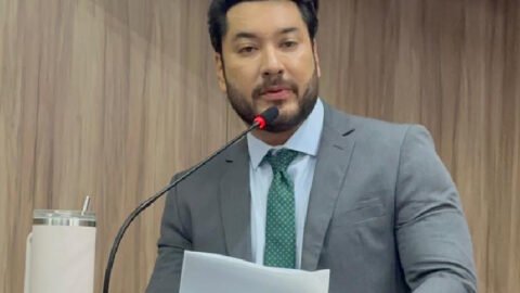 Vereadores acionam PM após impasse durante fiscalização no patrimônio da Educação de Várzea Grande