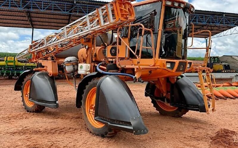 Produtor rural compra pulverizador, não paga dívida e é citado por edital em MT