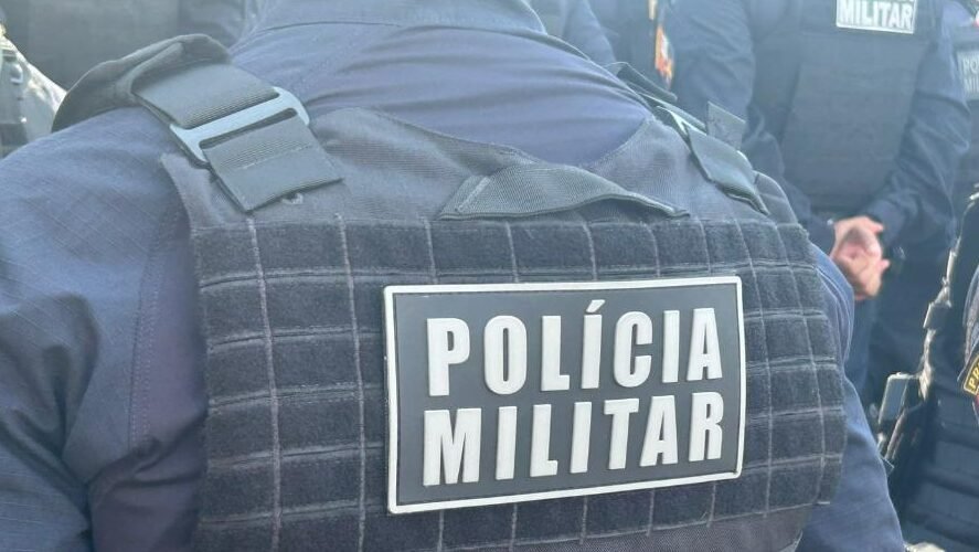 Mulher é presa após cortar pescoço do irmão em Peixoto