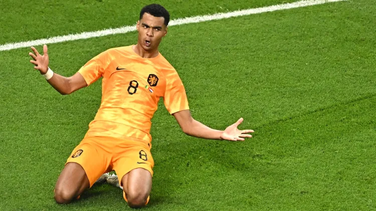 Holanda e Suécia fazem duelo que pode encaminhar vaga no Mundial