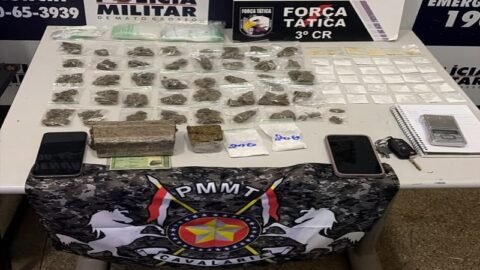Cavalaria da PM prende quadrilha suspeita por tráfico e apreende 80 porções de drogas