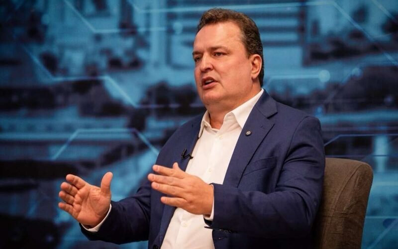 Max Russi descarta apoios individuais na disputa pelo Governo