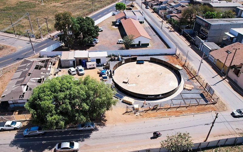 Várzea Grande conclui mais de 82% de cinco reservatórios para reforçar abastecimento