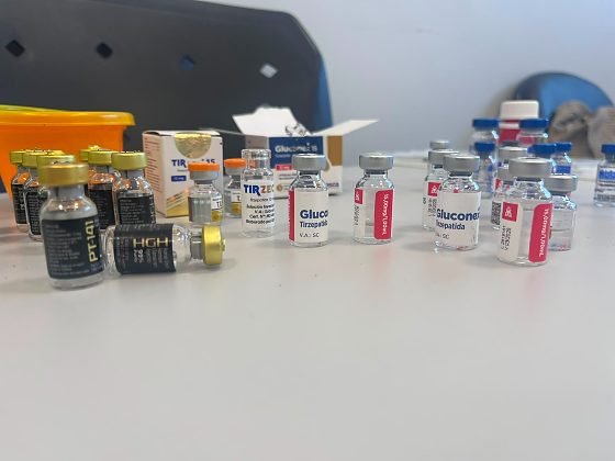 Homem é preso com medicamentos à base de tirzepatida sem registro em Rosário Oeste
