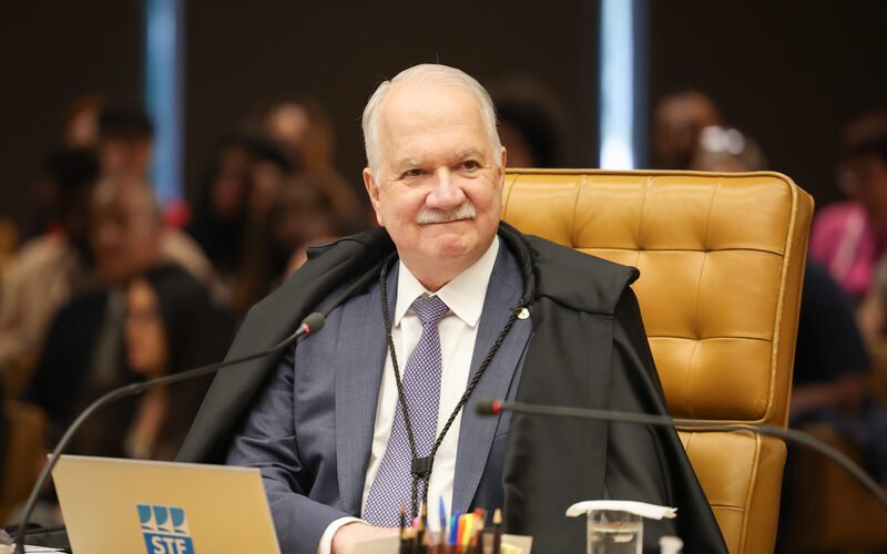 STF volta a negar liberação de celulares dos pais de jovem que matou Isabele Guimarães 